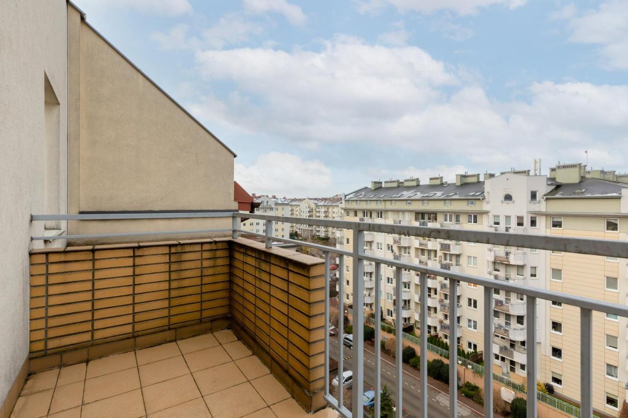 Apartments Chelmonskiego Warsaw Ursus By Noclegi Renters Extérieur photo